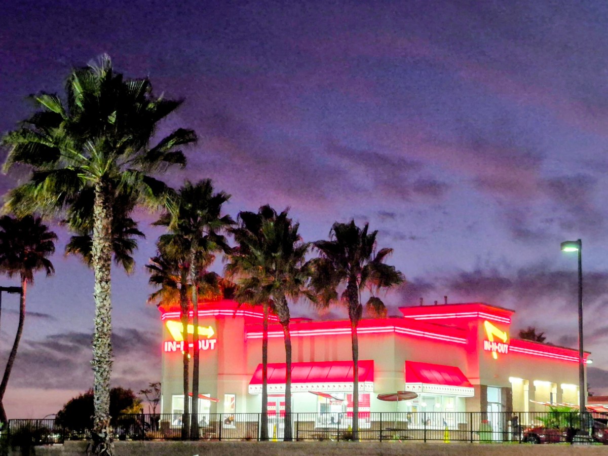 Crisscrossing California: In-N-Out